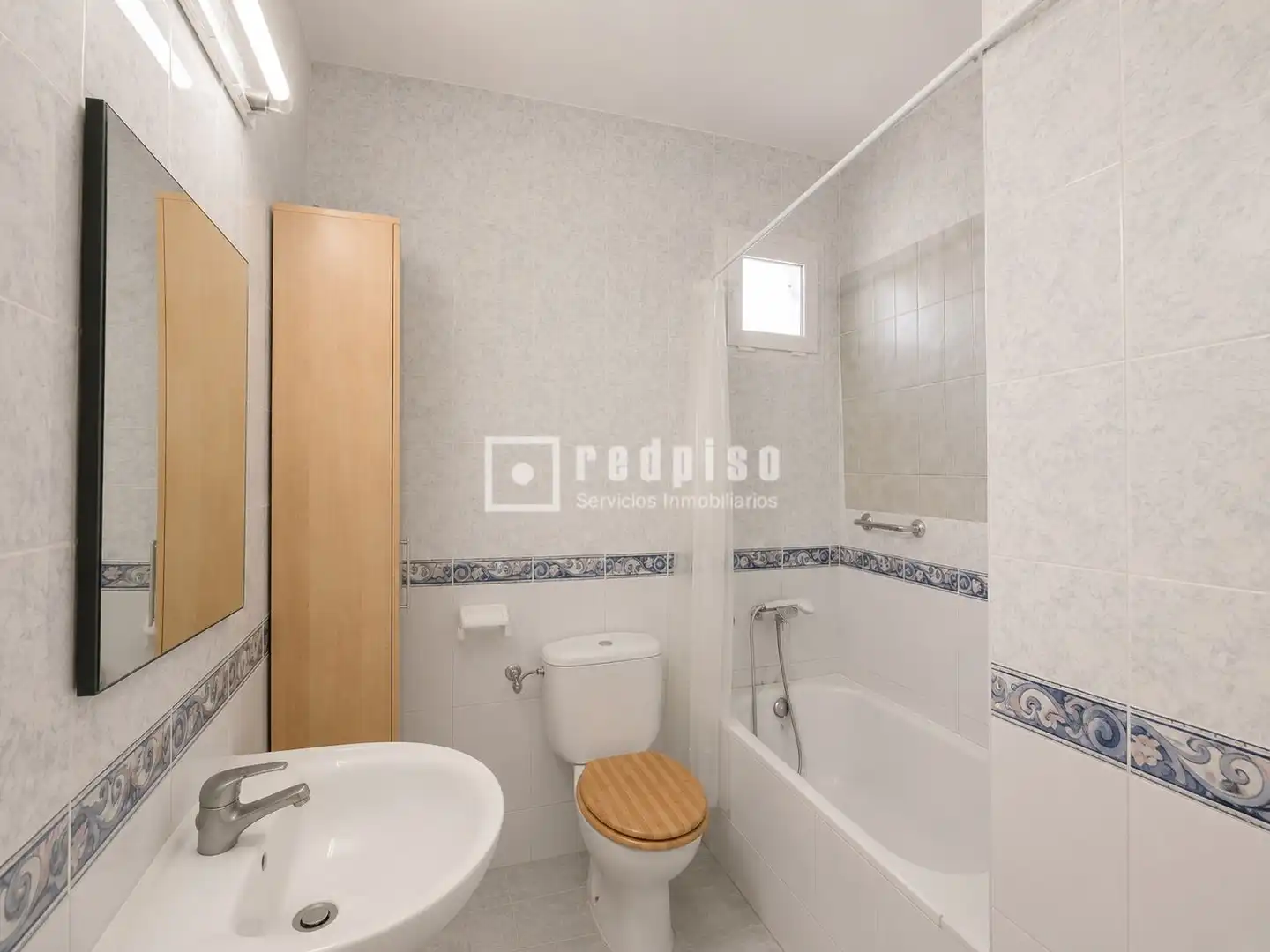 Flat for sale in del Alcalde Encina Candebat, Barrio de Ciudad Jardín