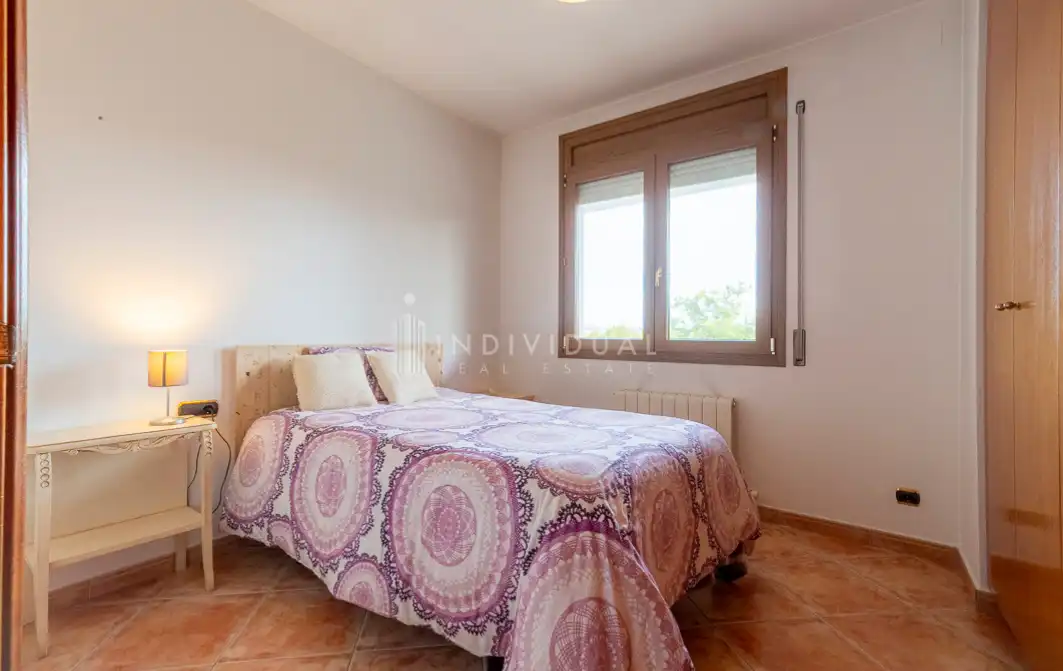 Dormitori de Casa o xalet en venda en Lliçà d'Amunt amb Calefacció, Jardí privat i Terrassa