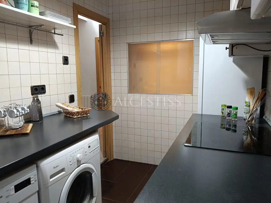 Cocina de Piso en venta en Madrid con Calefacción