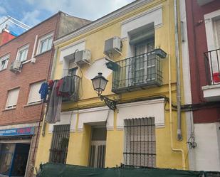 Exterior view of Flat for sale in  Madrid Capital  with Air Conditioner, Heating and Furnished