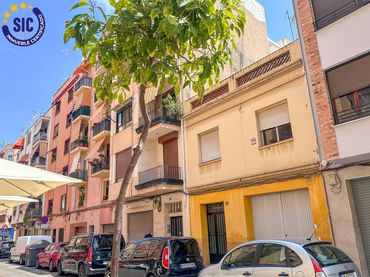 Casa en venda a Calle ALCALDE TARREGA 48