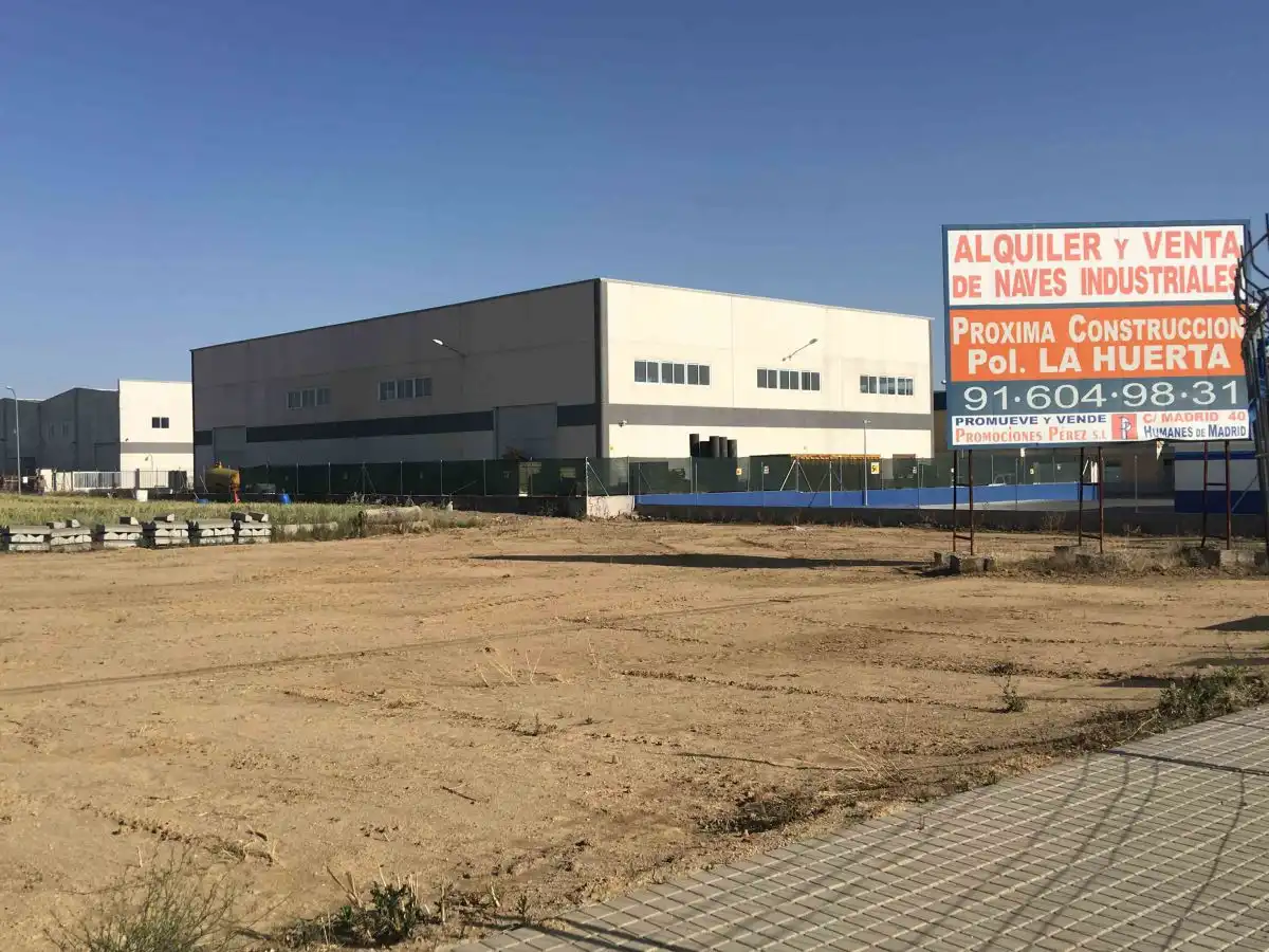 Außenansicht von Fabrik Grundstücke zur Miete in Griñón