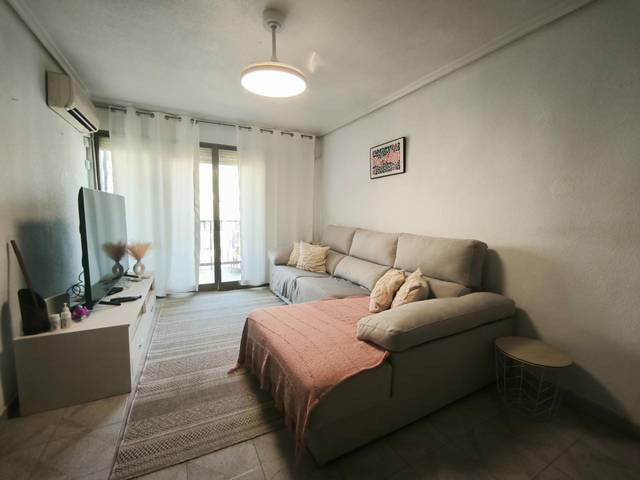 Piso en Venta en Calle JOSE REUS GARCIA en Los Ángeles