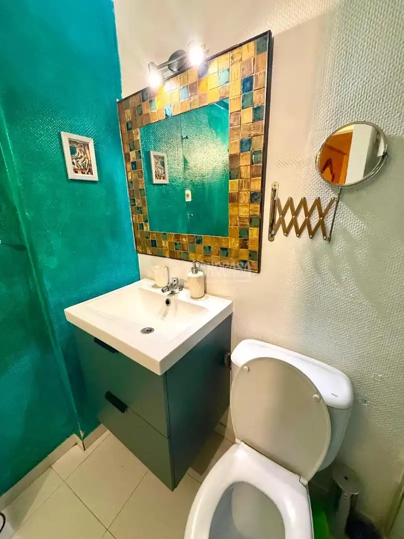 Baño de Estudio de alquiler en Madrid con Aire acondicionado y Terraza