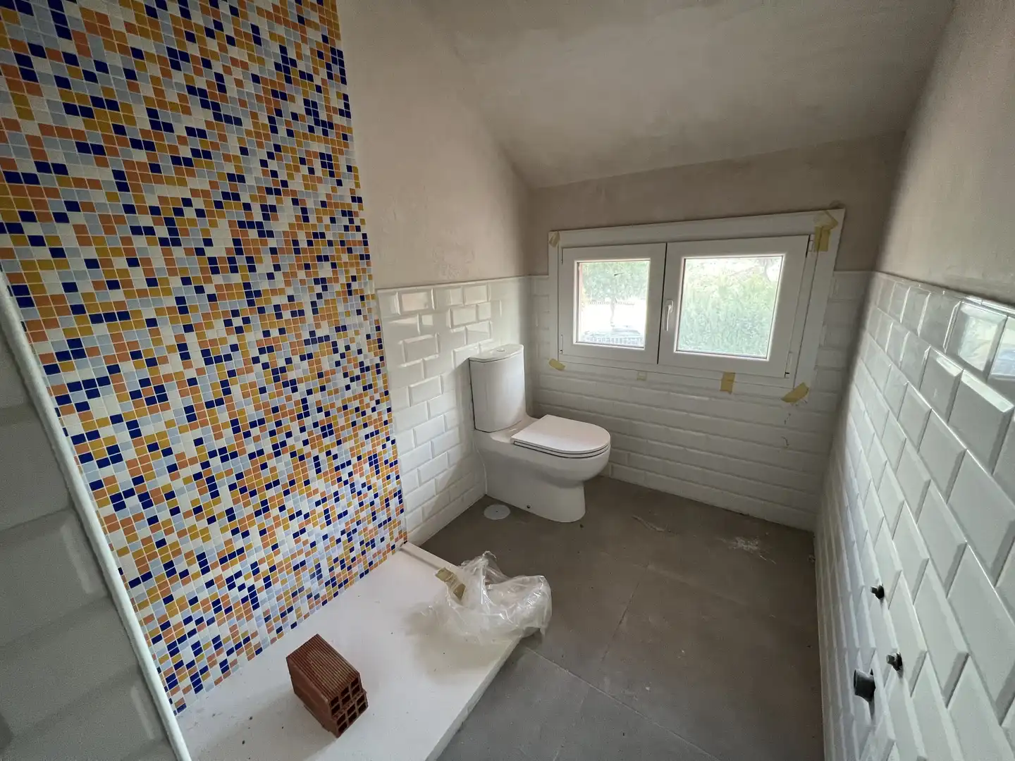 Bany de Casa o xalet en venda en El Puerto de Santa María amb Aire condicionat, Jardí privat i Parquet