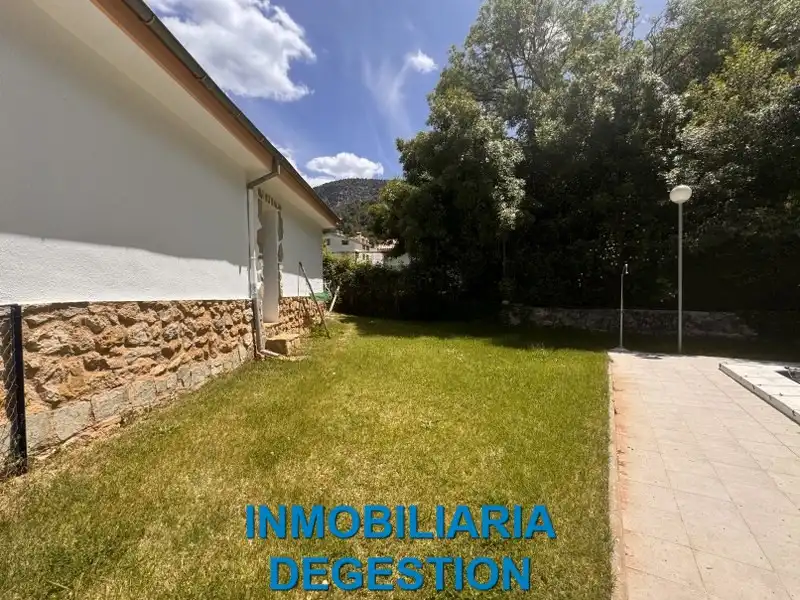 Xalet amb piscina en venda a La Iruela, imagen 2
