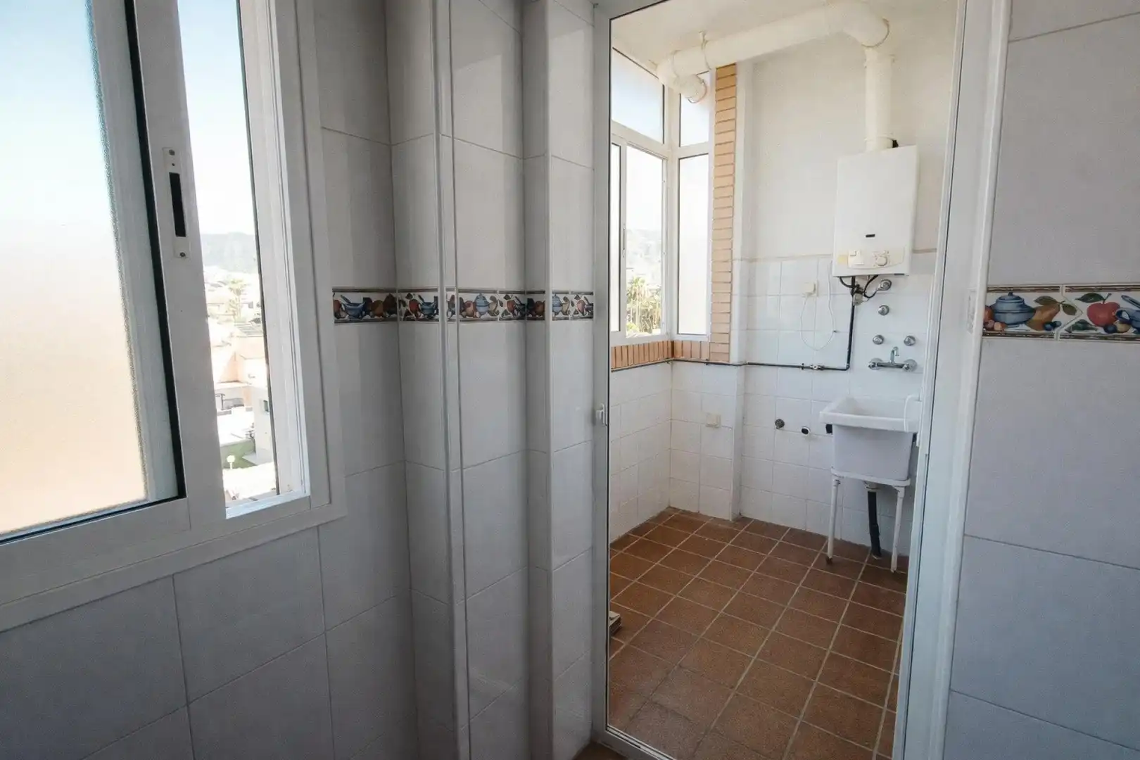Bathroom of Flat for sale in Roquetas de Mar  with Terrace and Community pool