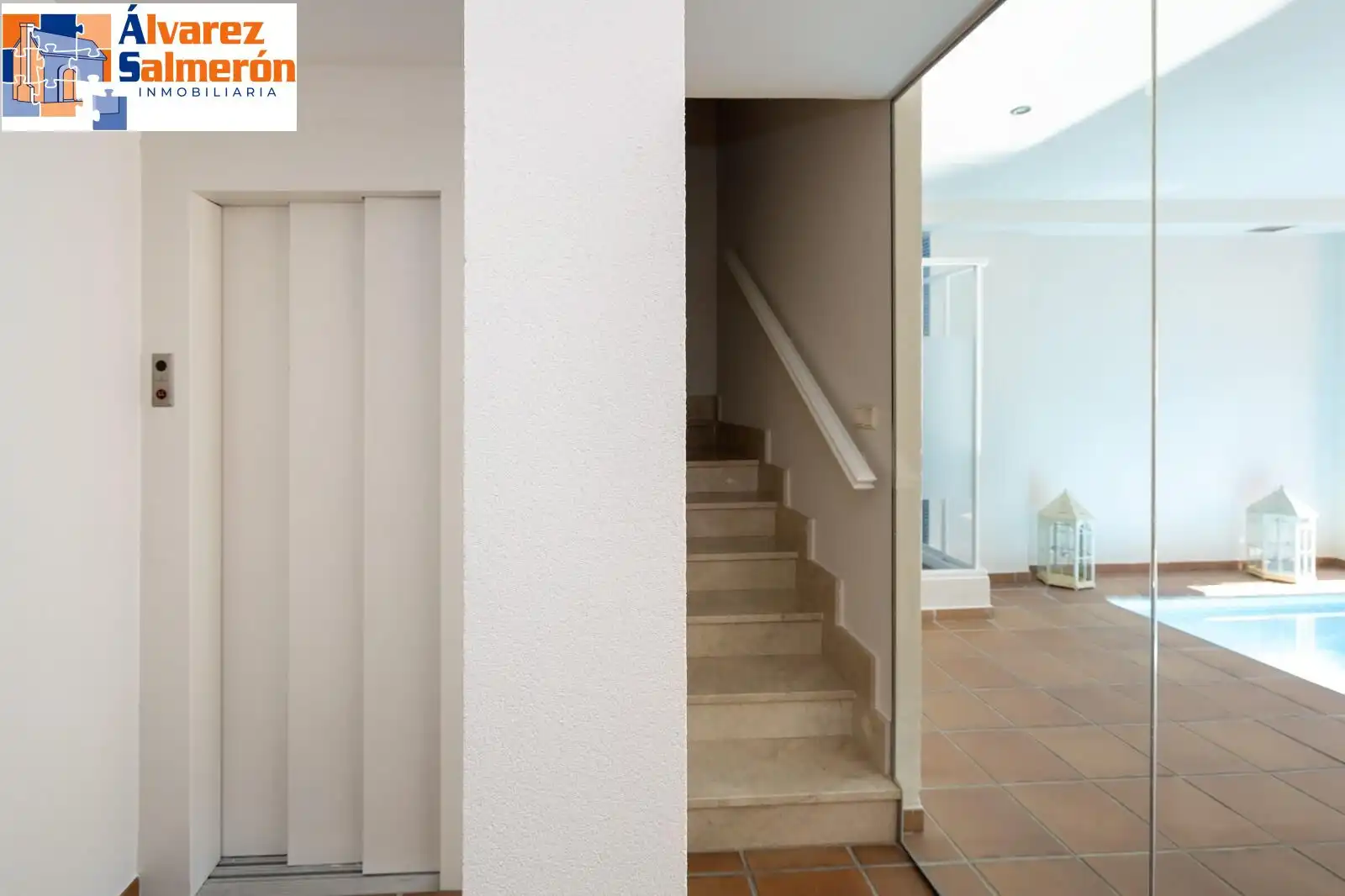 Casa adosada en venta en Granada con Aire acondicionado, Calefacción y Terraza