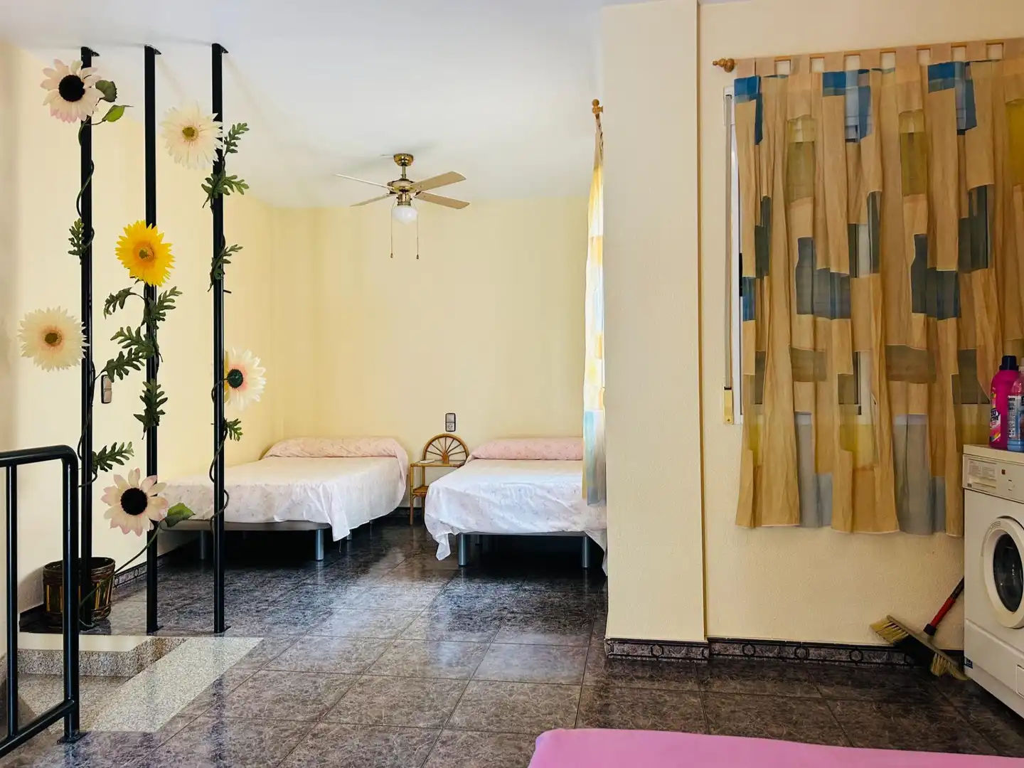 Dormitori de Casa o xalet en venda en Los Alcázares amb Aire condicionat, Terrassa i Moblat