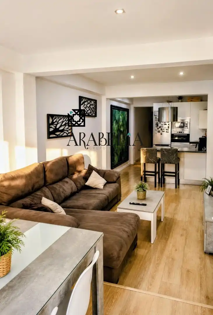 Living room of Flat for sale in Córdoba  with Air Conditioner, Terrace and Storage room