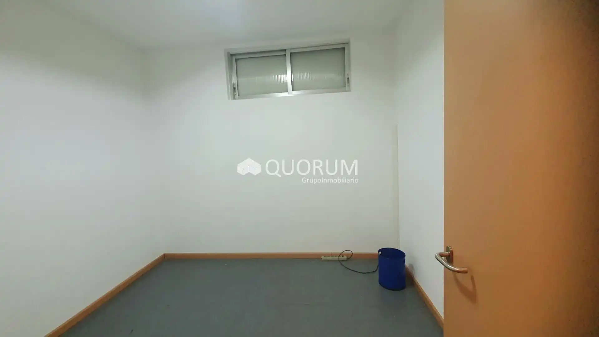 Oficina de alquiler en Basauri 