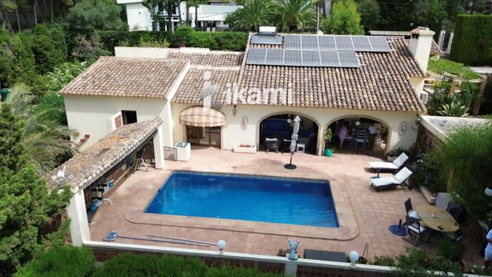 Vista exterior de Casa o xalet en venda en Jávea / Xàbia amb Aire condicionat, Calefacció i Jardí privat