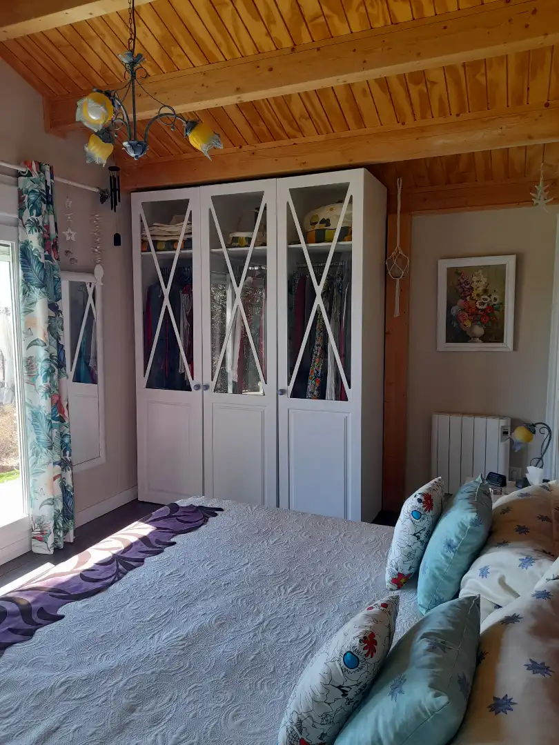 Schlafzimmer von Haus oder Chalet zum Verkauf in Villalbilla mit Klimaanlage, Heizung und Privatgarten