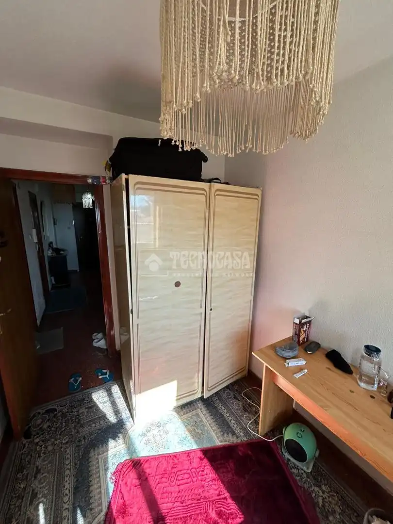 Habitación de Piso en venta en Granada con Balcón