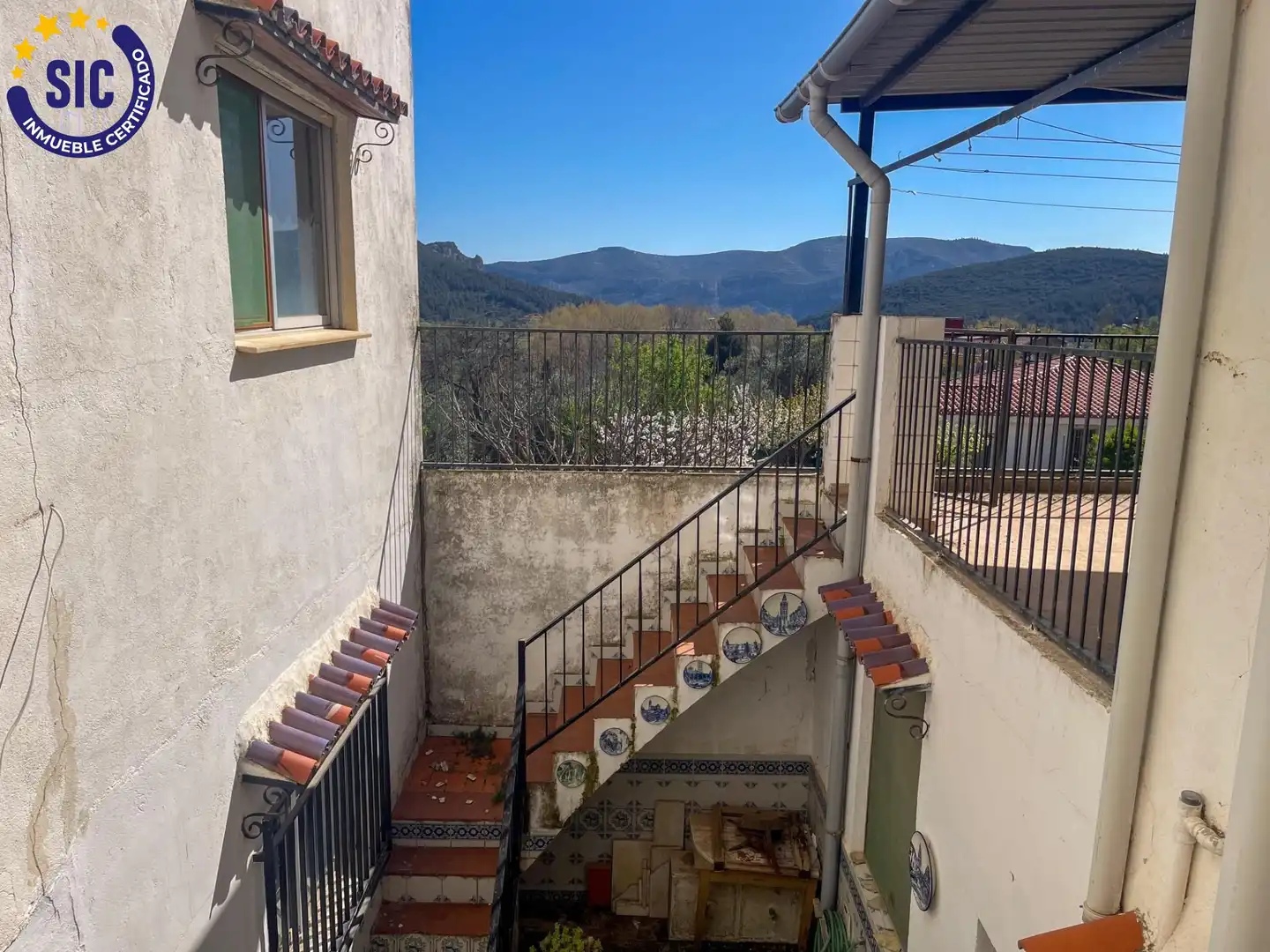 Terrasse von Maisonette zum Verkauf in Chera mit Heizung, Privatgarten und Balkon