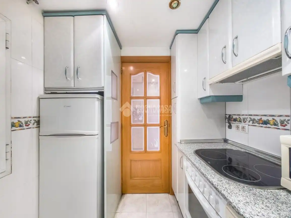 Cocina de Piso en venta en Madrid con Calefacción