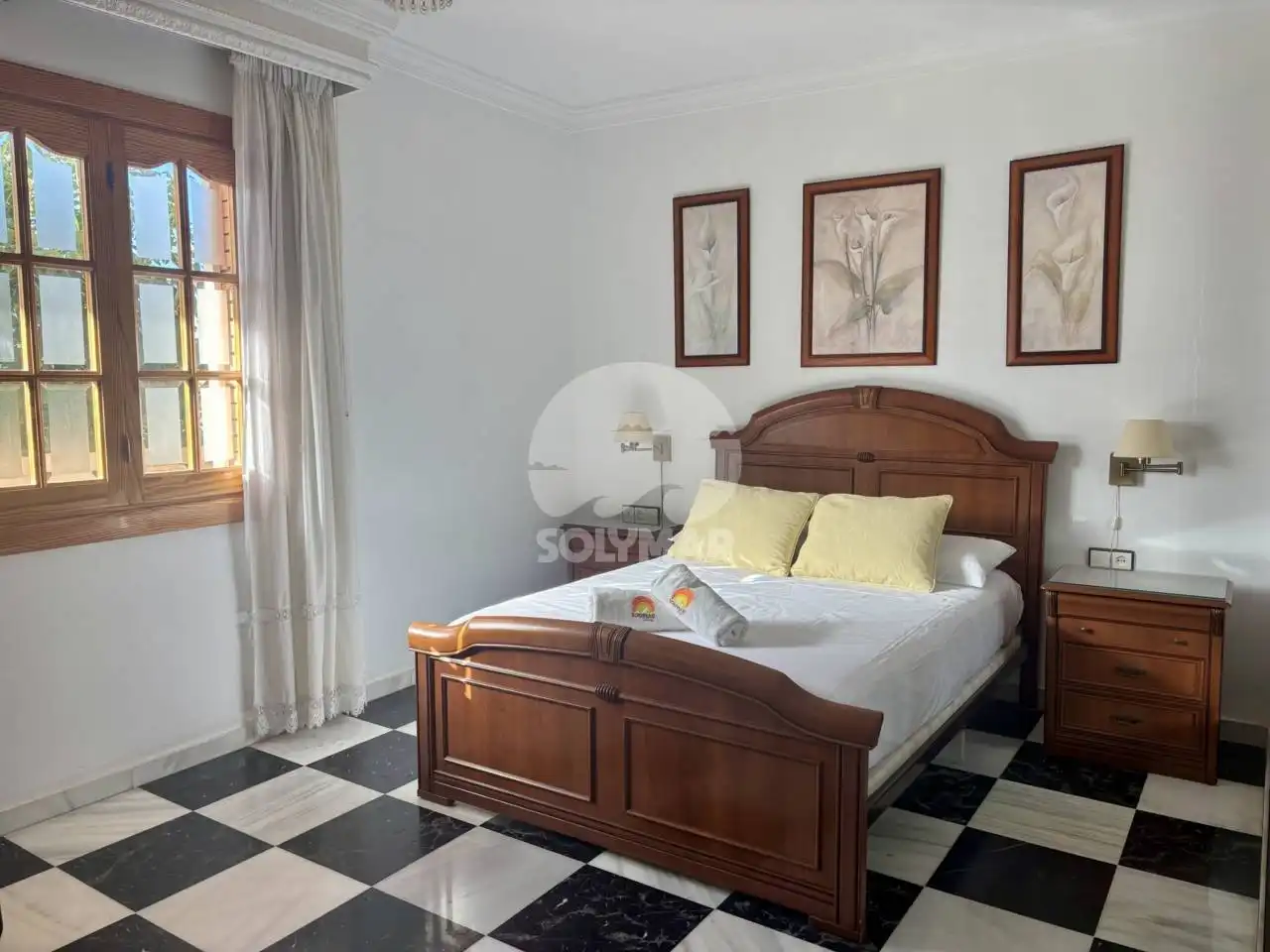 Dormitori de Casa o xalet en venda en Vélez-Málaga amb Aire condicionat, Jardí privat i Terrassa
