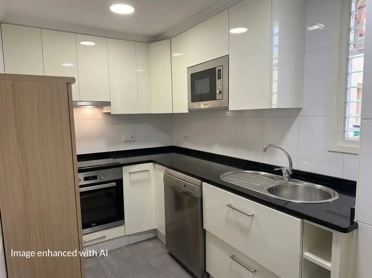 Cuina de Pis en venda en Girona amb Aire condicionat, Calefacció i Parquet