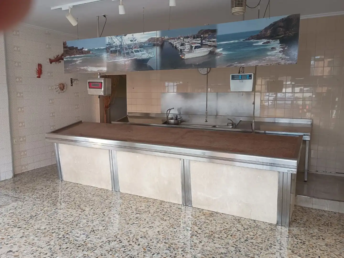 Local de alquiler en Reocín