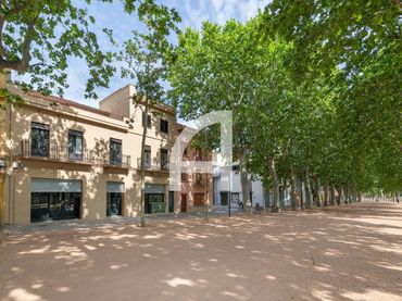 Adossat en venda a Marimon Asprer