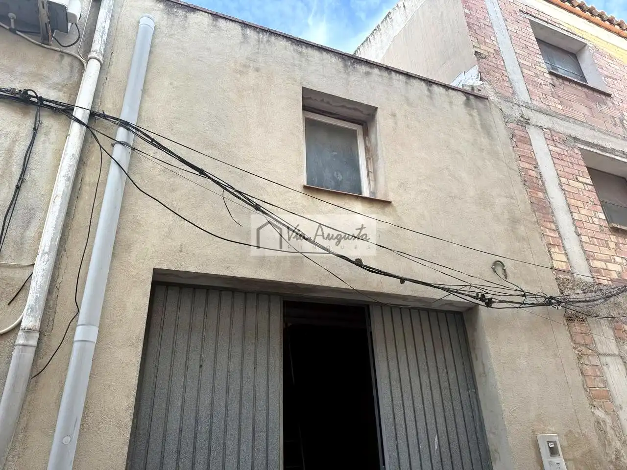 Vista exterior de Local en venta en El Perelló