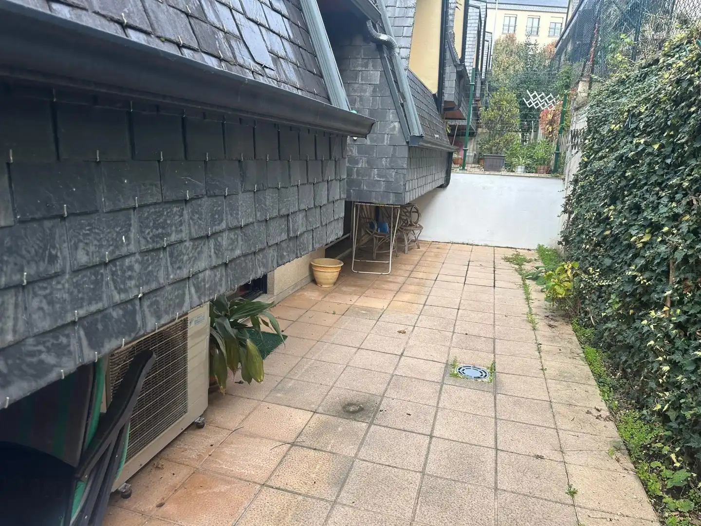 Terrassa de Casa adosada en venda en Ourense Capital  amb Aire condicionat, Jardí privat i Terrassa