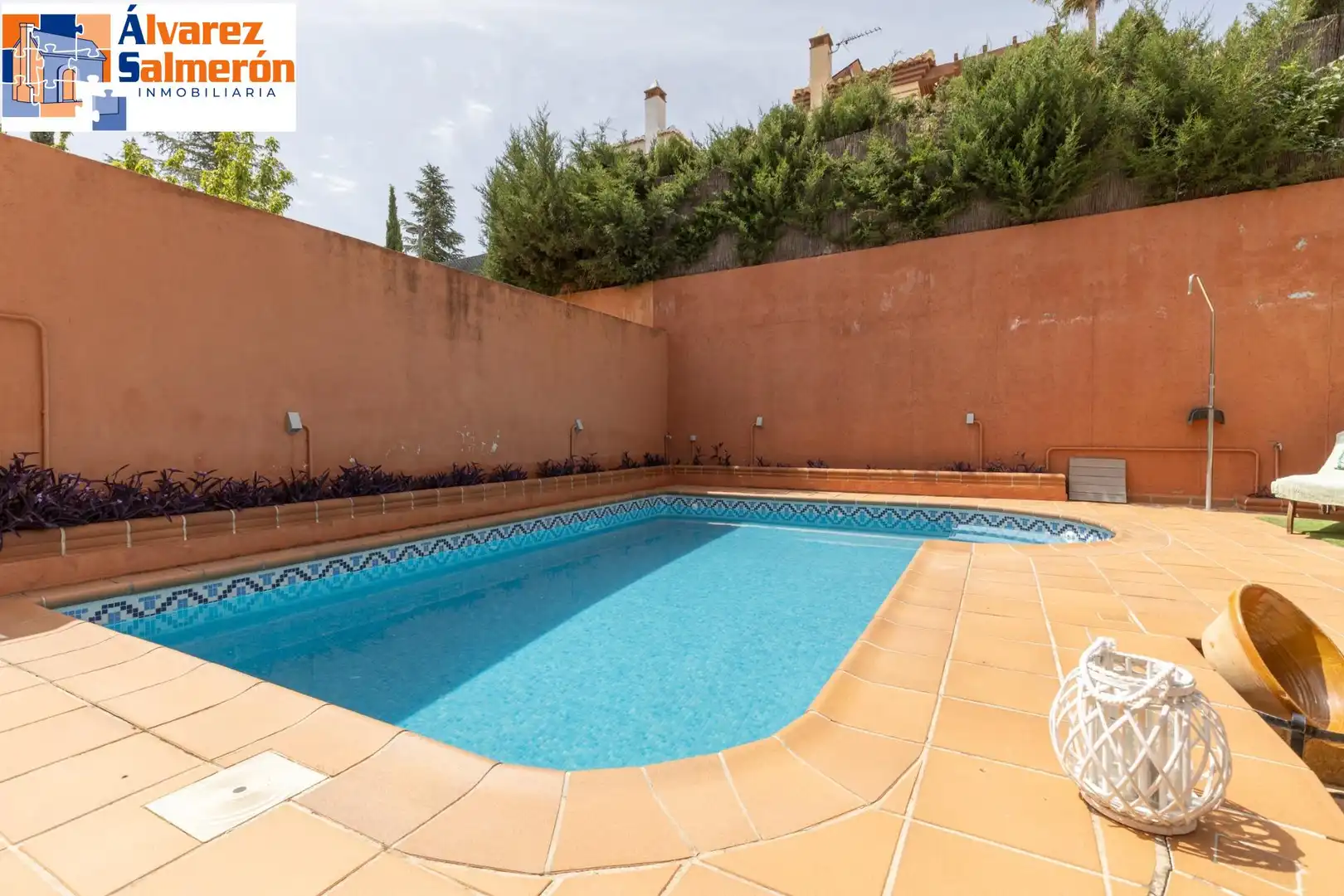 Piscina de Casa o xalet en venda en La Zubia amb Calefacció, Jardí privat i Terrassa