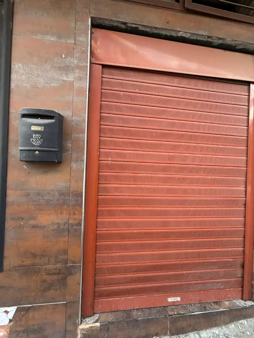 Vista exterior de Local en venta en Toledo con Aire acondicionado, Calefacción y Parquet