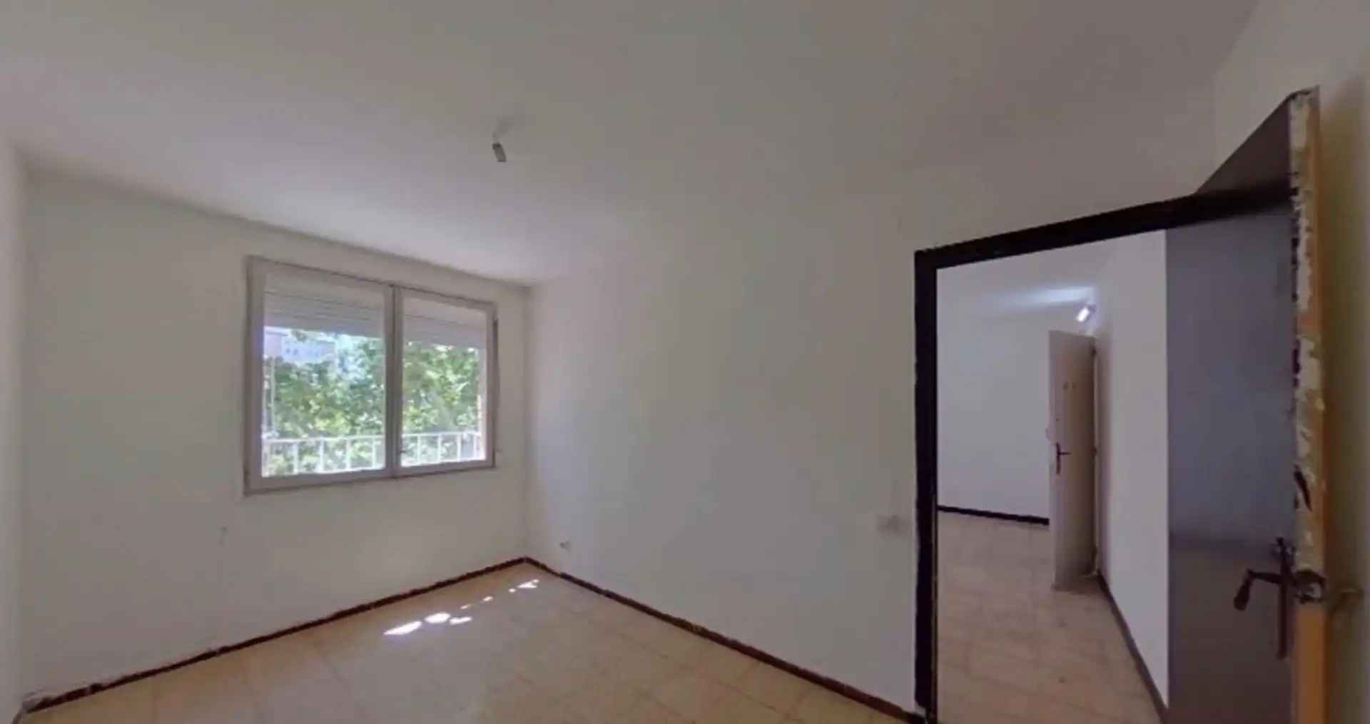 Bedroom of Flat for sale in Badalona