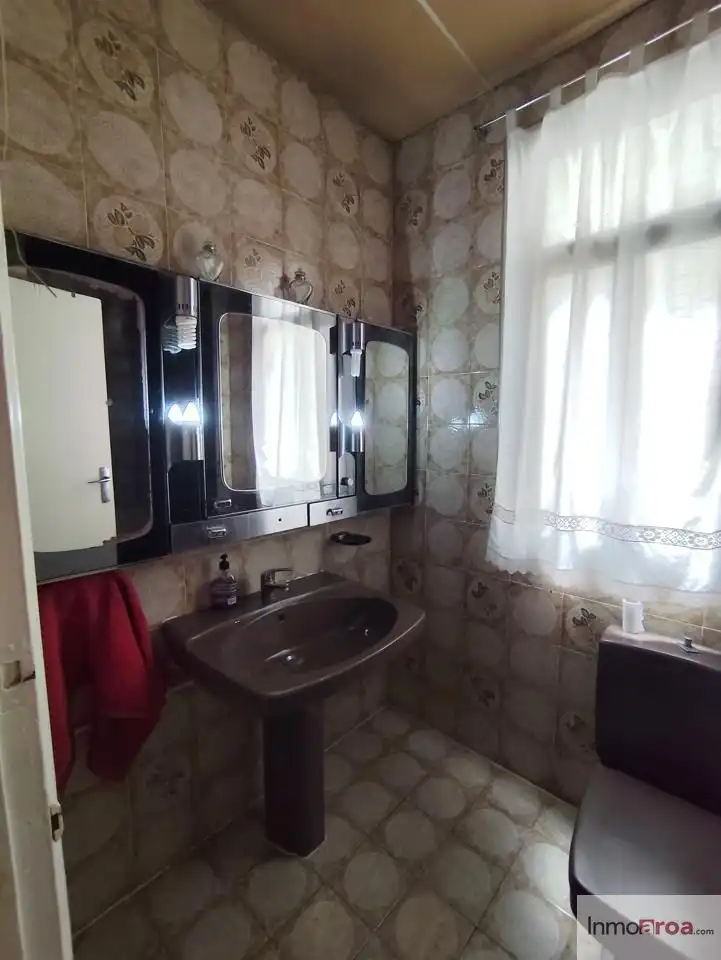 Baño de Piso en venta en Valencia con Terraza