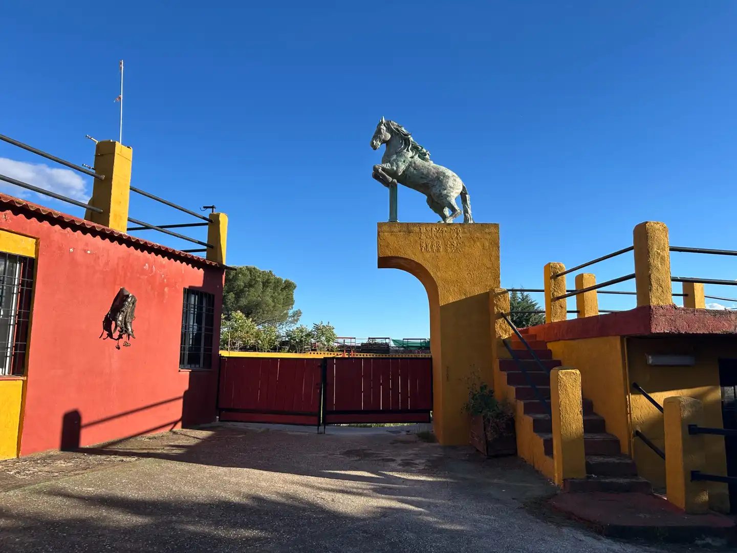 Finca rústica en venta en Navas del Rey con Calefacción, Jardín privado y Terraza