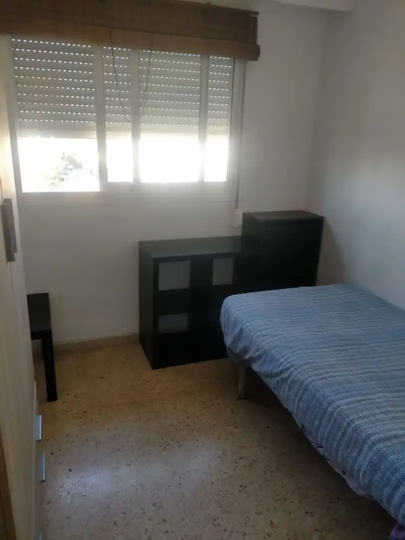 Habitación de Piso para compartir en Paterna con Aire acondicionado, Calefacción y Terraza