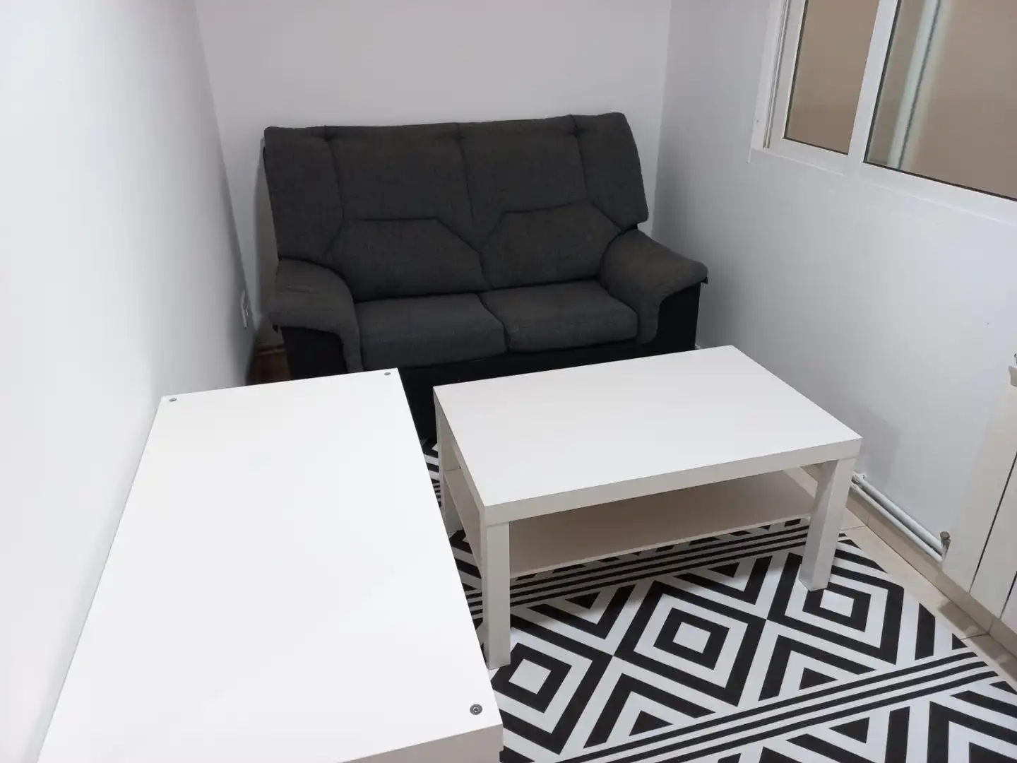 Living room of Flat for rent in Santiago de Compostela   with Heating, Furnished and Oven