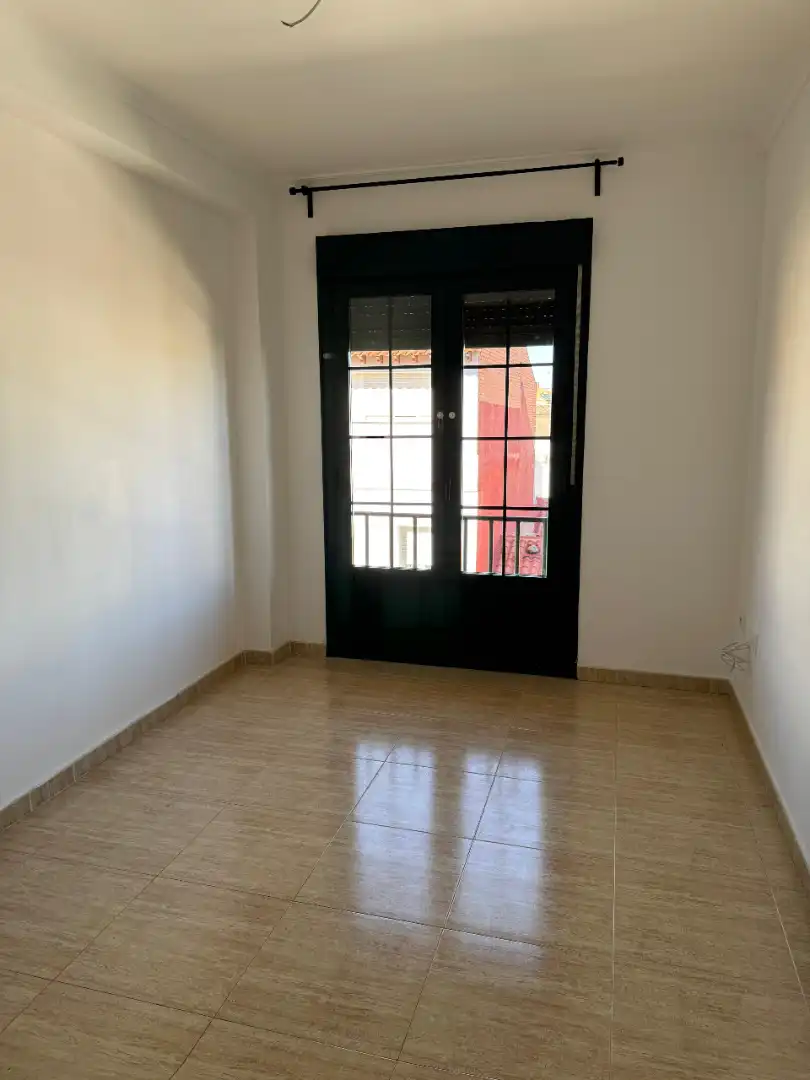 Piso en venta en Alcázar de San Juan con Calefacción, Horno y Lavadora
