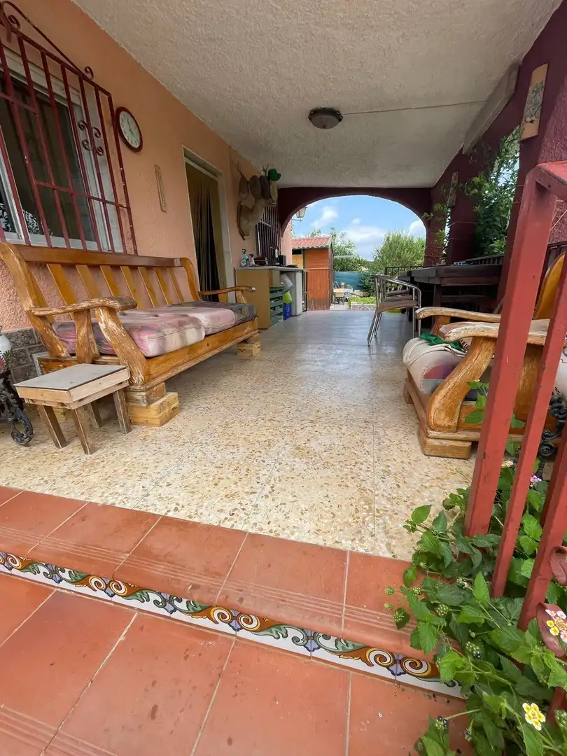 Terraza de Casa o chalet en venta en Vilamarxant con Jardín privado, Piscina y Amueblado