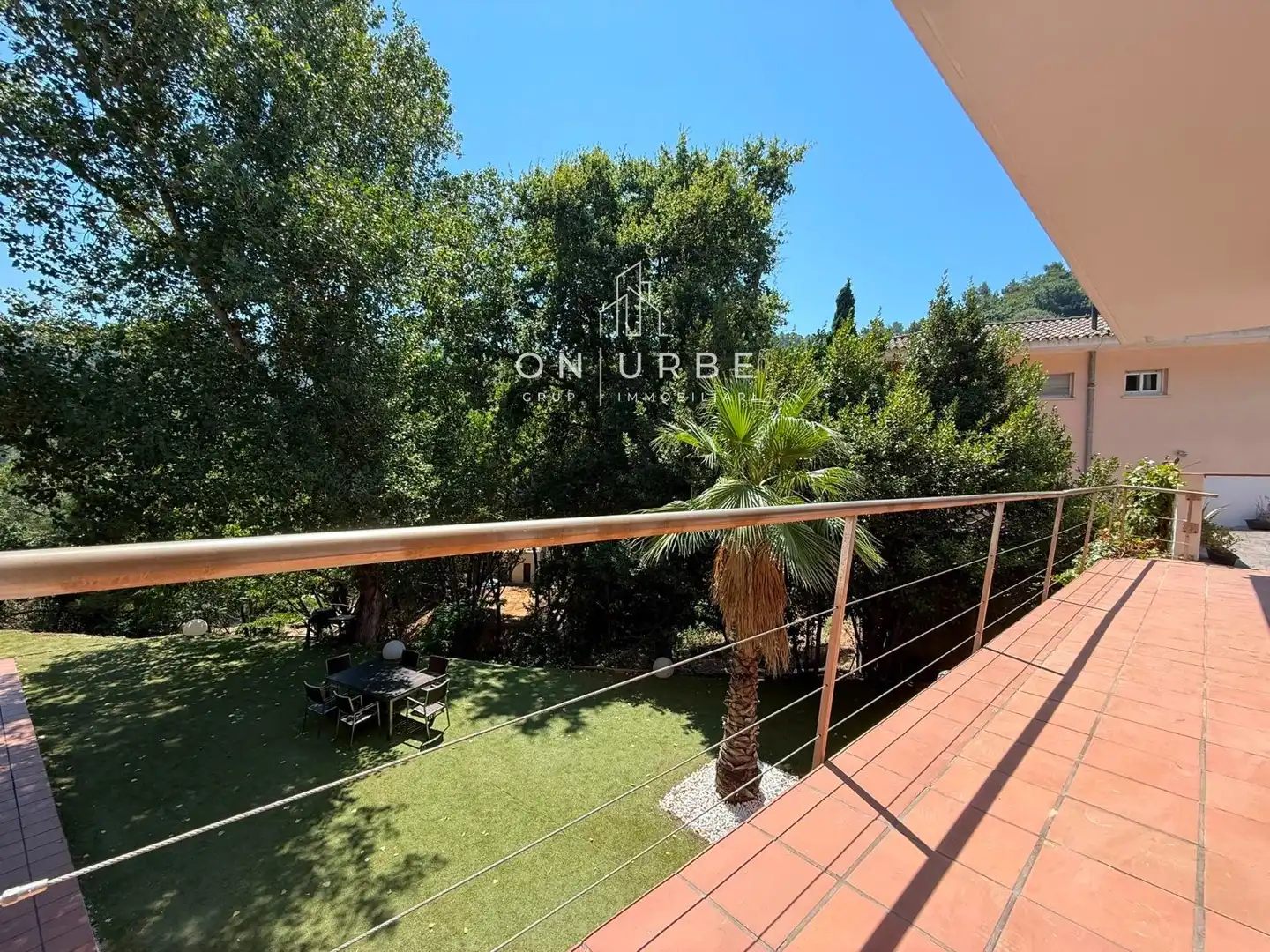Terrassa de Casa adosada en venda en Sant Cugat del Vallès amb Aire condicionat
