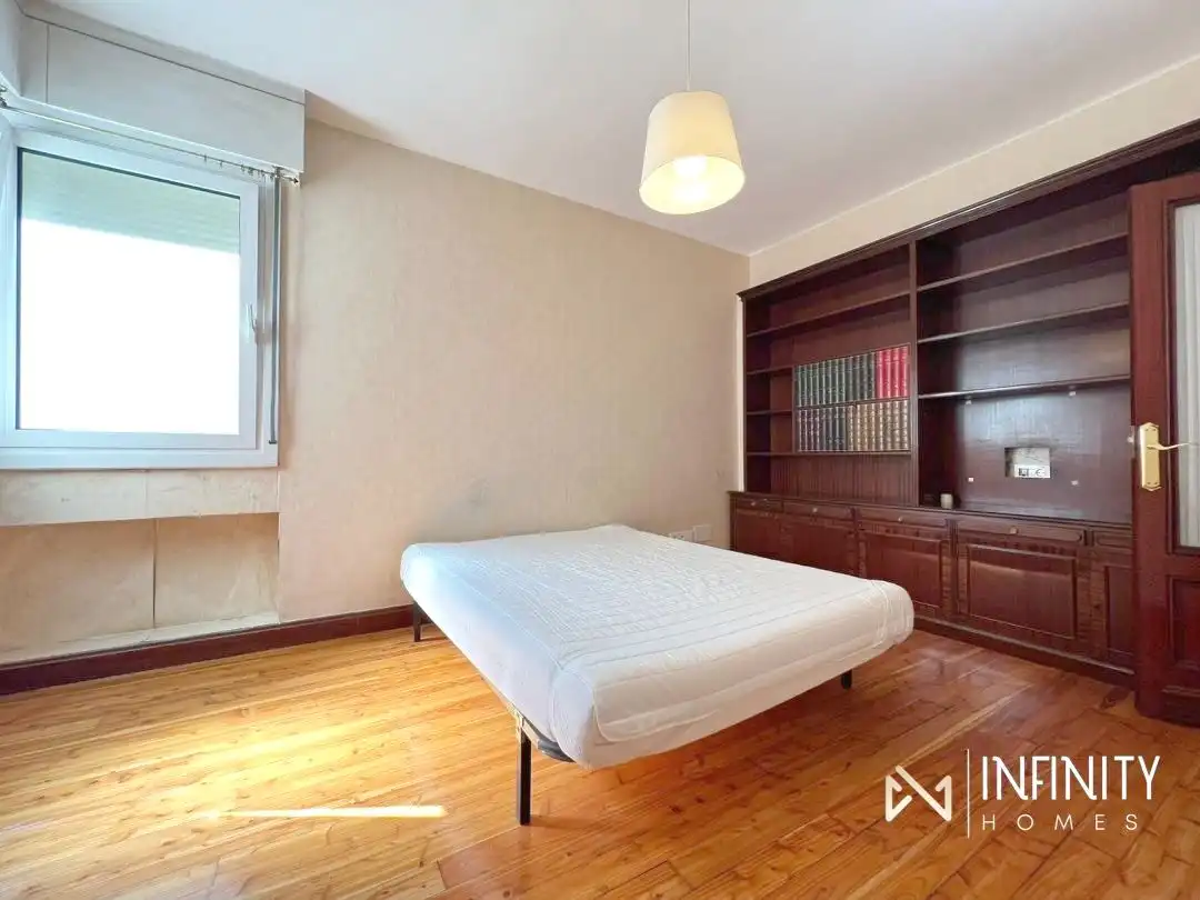 Habitación de Piso de alquiler en Bilbao  con Calefacción y Terraza