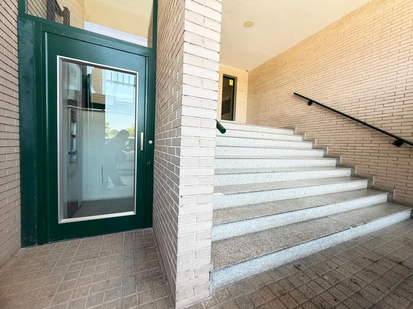 Piso en venta en Monforte del Cid con Aire acondicionado, Parquet y Terraza