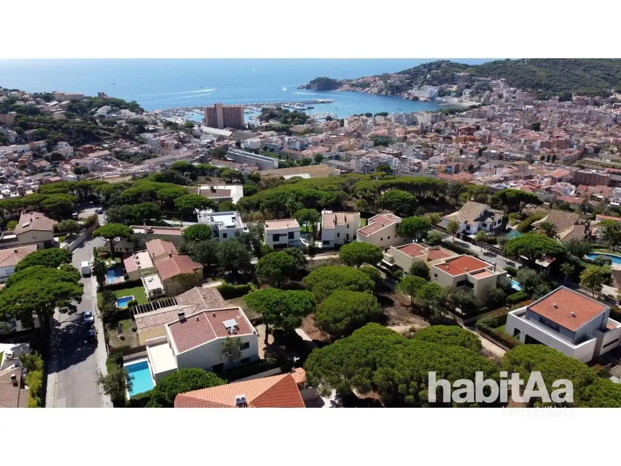 Exterior view of Houses for sale in Sant Feliu de Guíxols  with Heating, Terrace and Swimming Pool