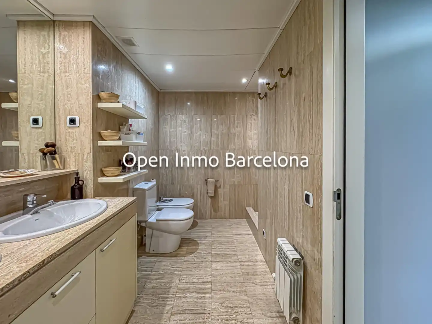 Piso en venta en Sitges con Calefacción, Terraza y Piscina comunitaria