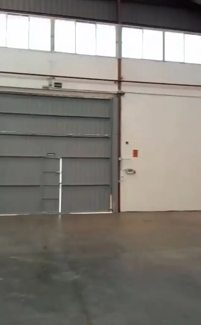 Fabrikhallen zur Miete in Alicante / Alacant mit Alarm