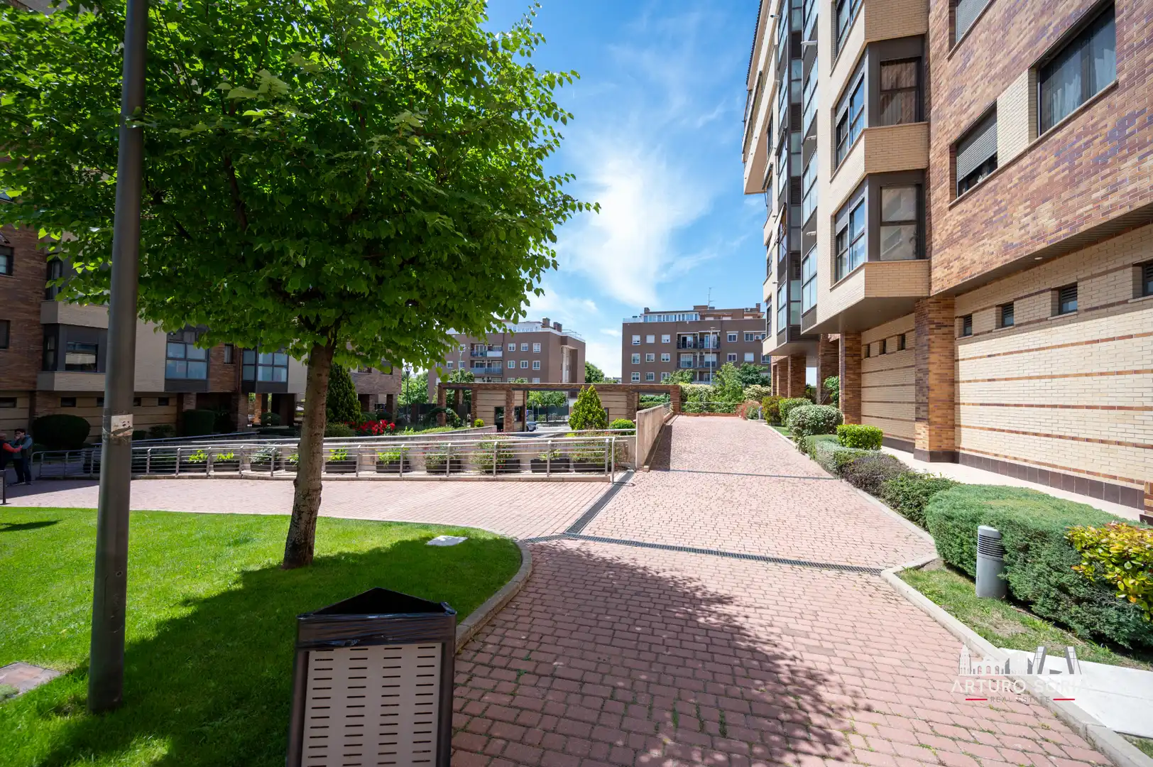 Vista exterior de Piso en venta en Rivas-Vaciamadrid con Aire acondicionado, Calefacción y Trastero