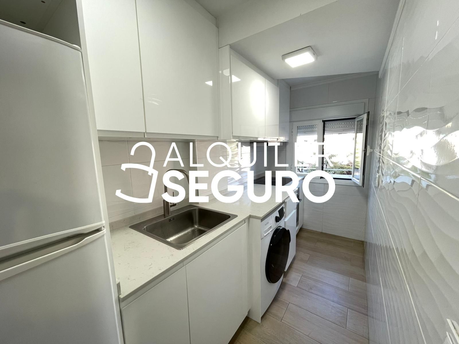 Kitchen of Flat to rent in  Madrid Capital  with Terrace