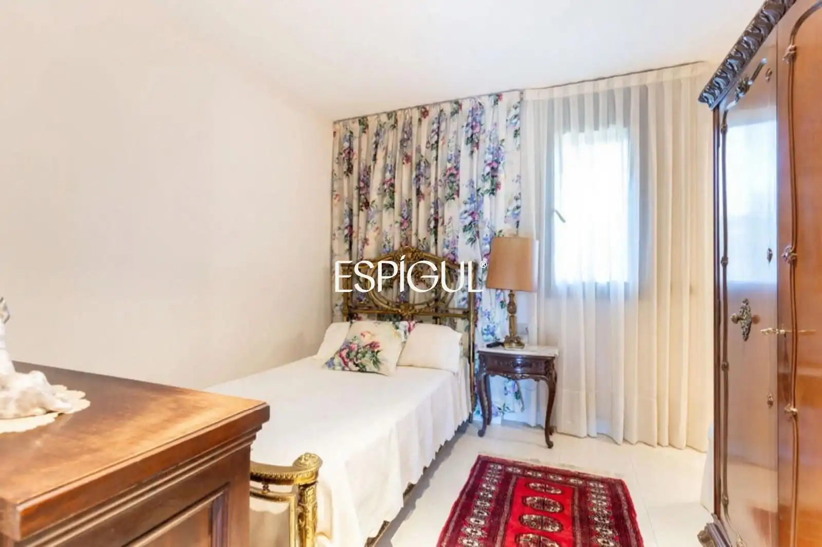 Habitación de Casa o chalet en venta en Sant Cugat del Vallès con Aire acondicionado, Calefacción y Jardín privado