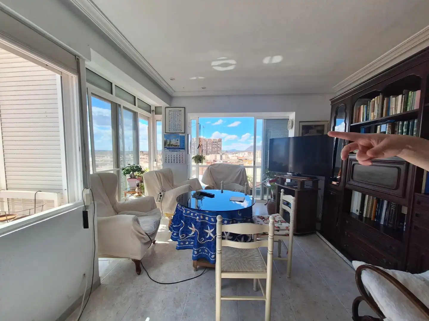 Piso con terraza en venta en Calle PINTOR GISBERT, imagen 2