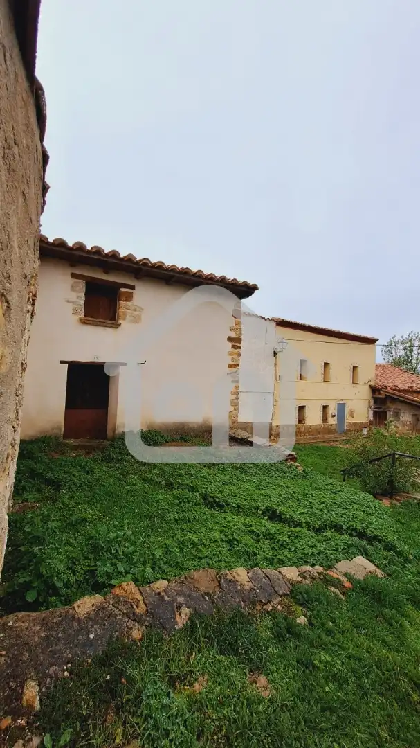 Houses for sale in Calle San Cristóbal, Cañada de Benatanduz