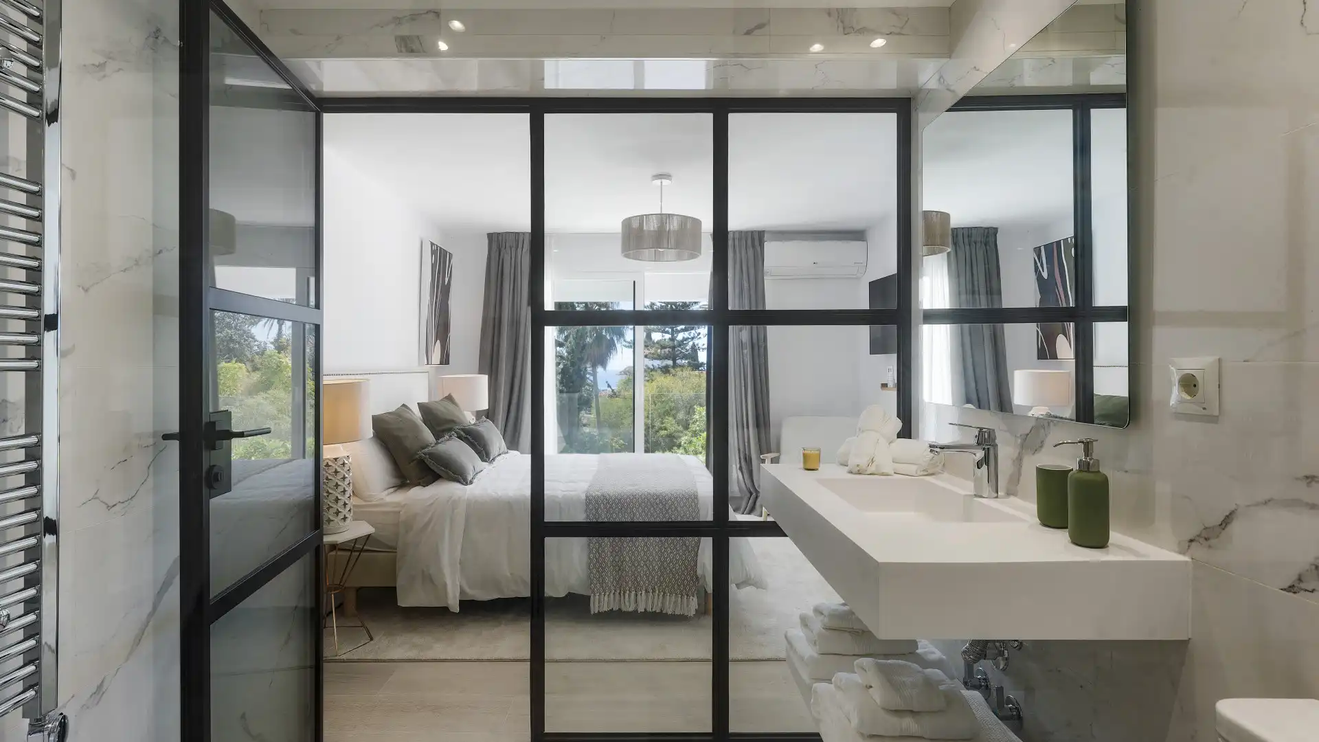 Habitación de Casa o chalet en venta en Marbella con Jardín privado y Piscina
