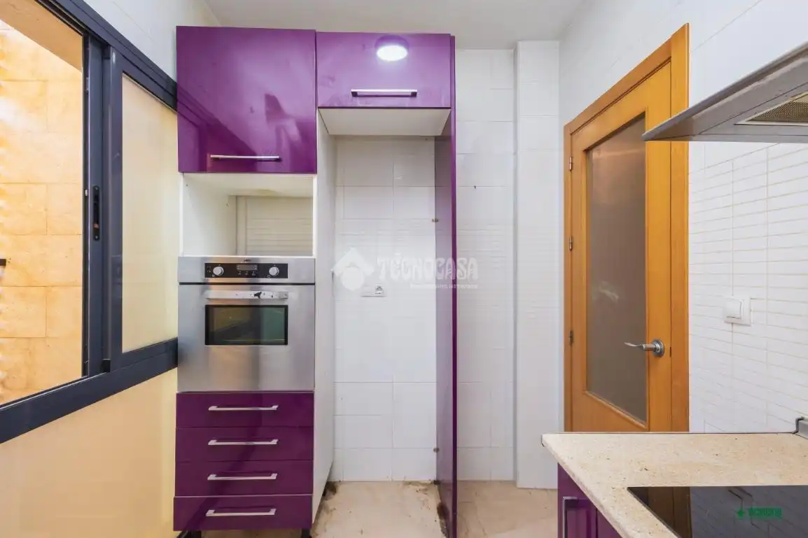 Cocina de Piso en venta en Costacabana - Loma Cabrera