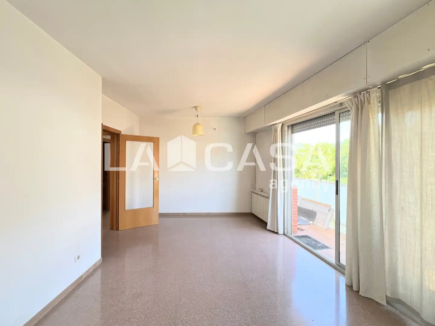Piso en venta en Badalona con Calefacción y Balcón