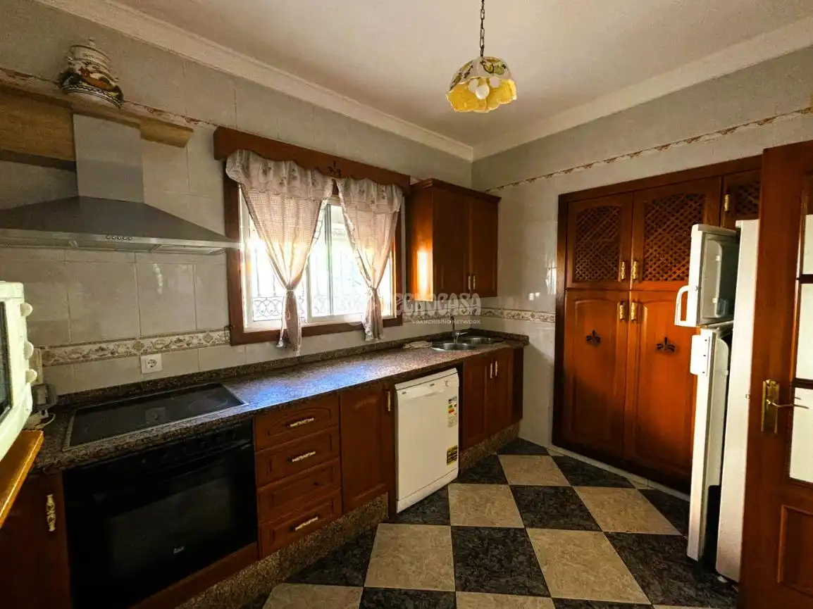 Casa adosada en venta en Pilas